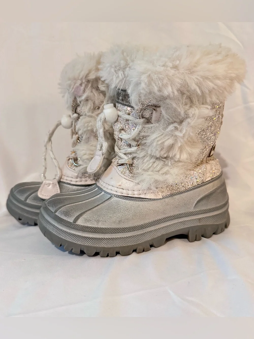 London Fog Girls ICELYN JR Boot Size 10M white Sparkles Glitter Rain Snow Boot